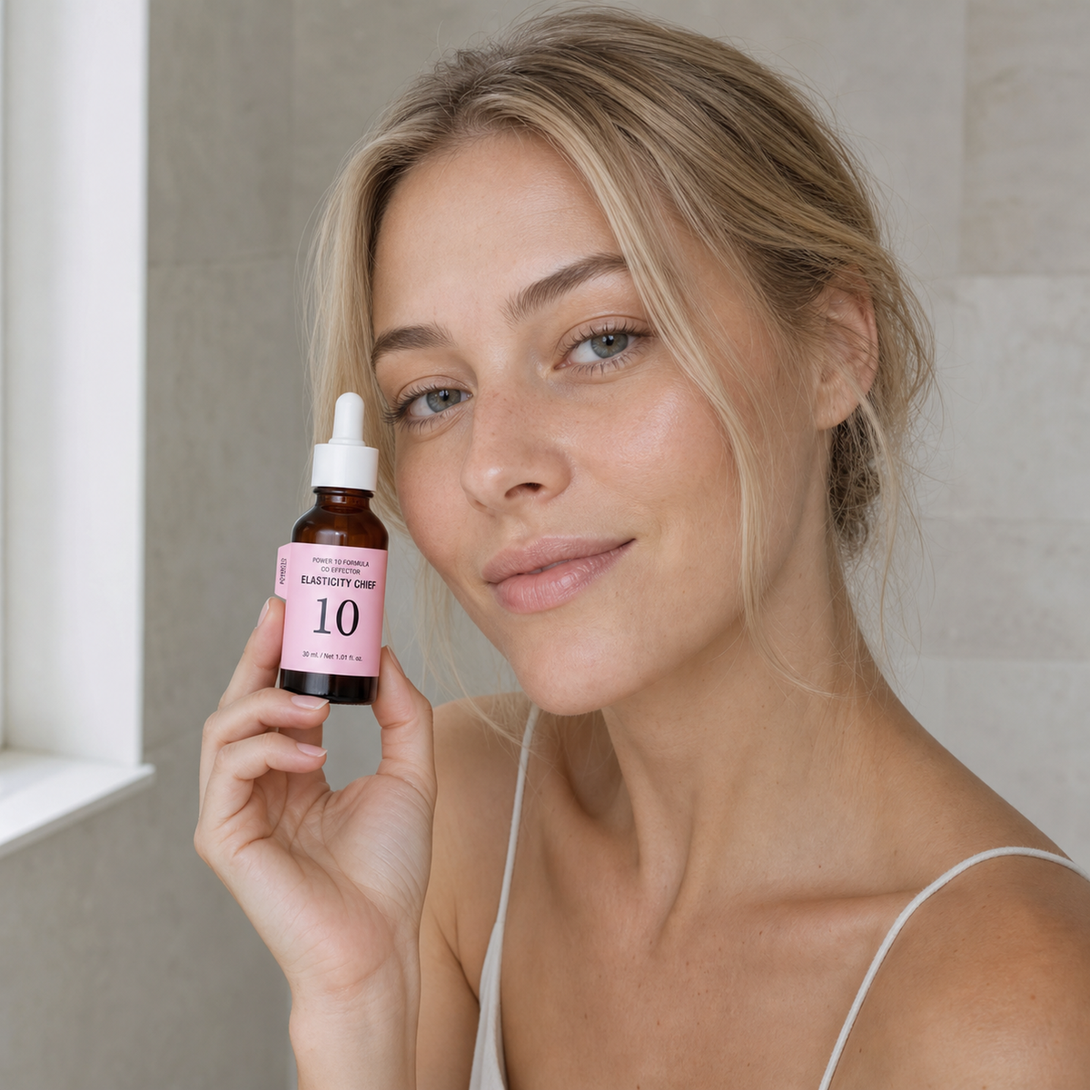 [It'sSKIN] Power 10 Formula CO Effector 30ml - Nordic person lifestyle PDP image