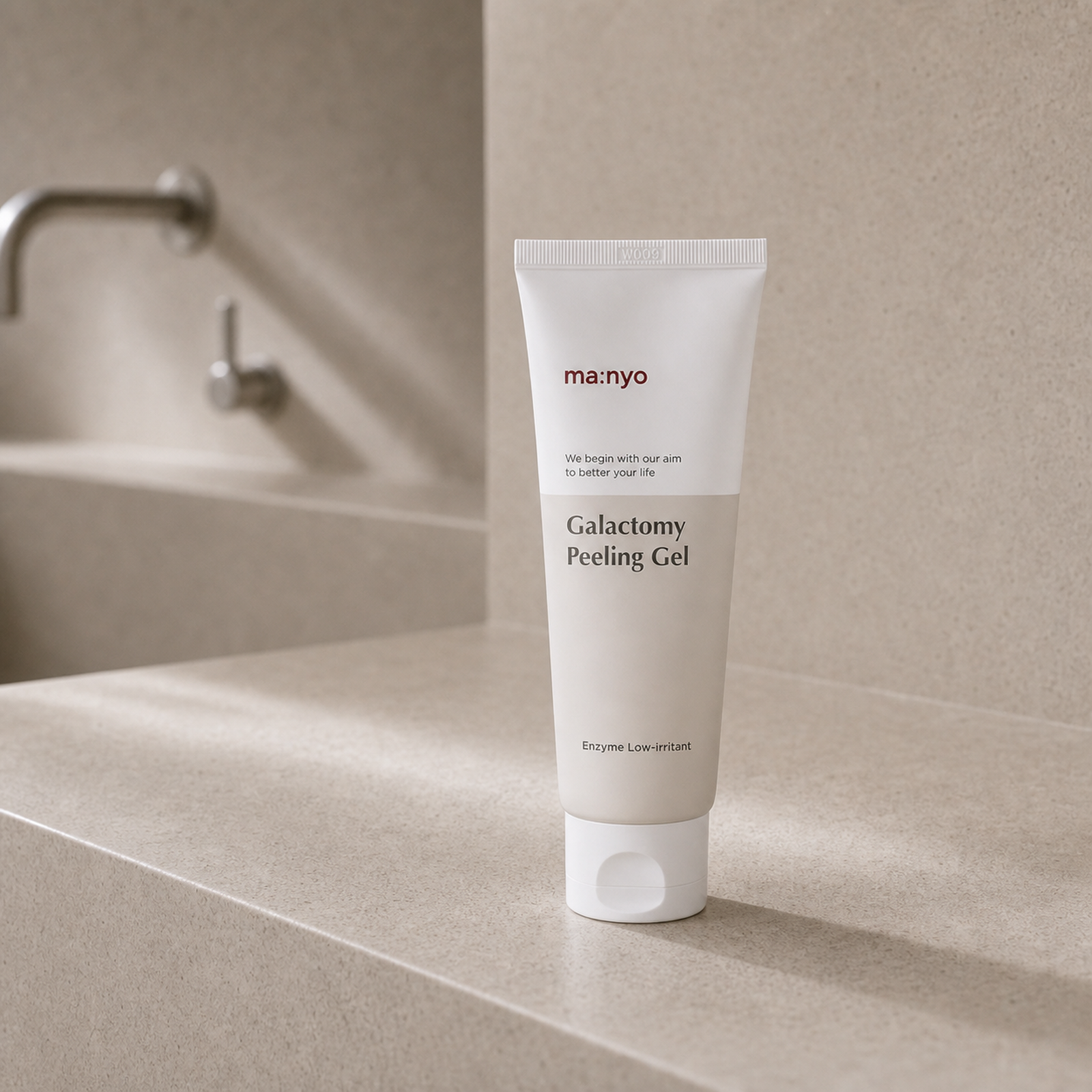 [Ma:nyo] Galactomy Enzyme Peeling Gel 75ml - Bathroom spa shelf PDP image