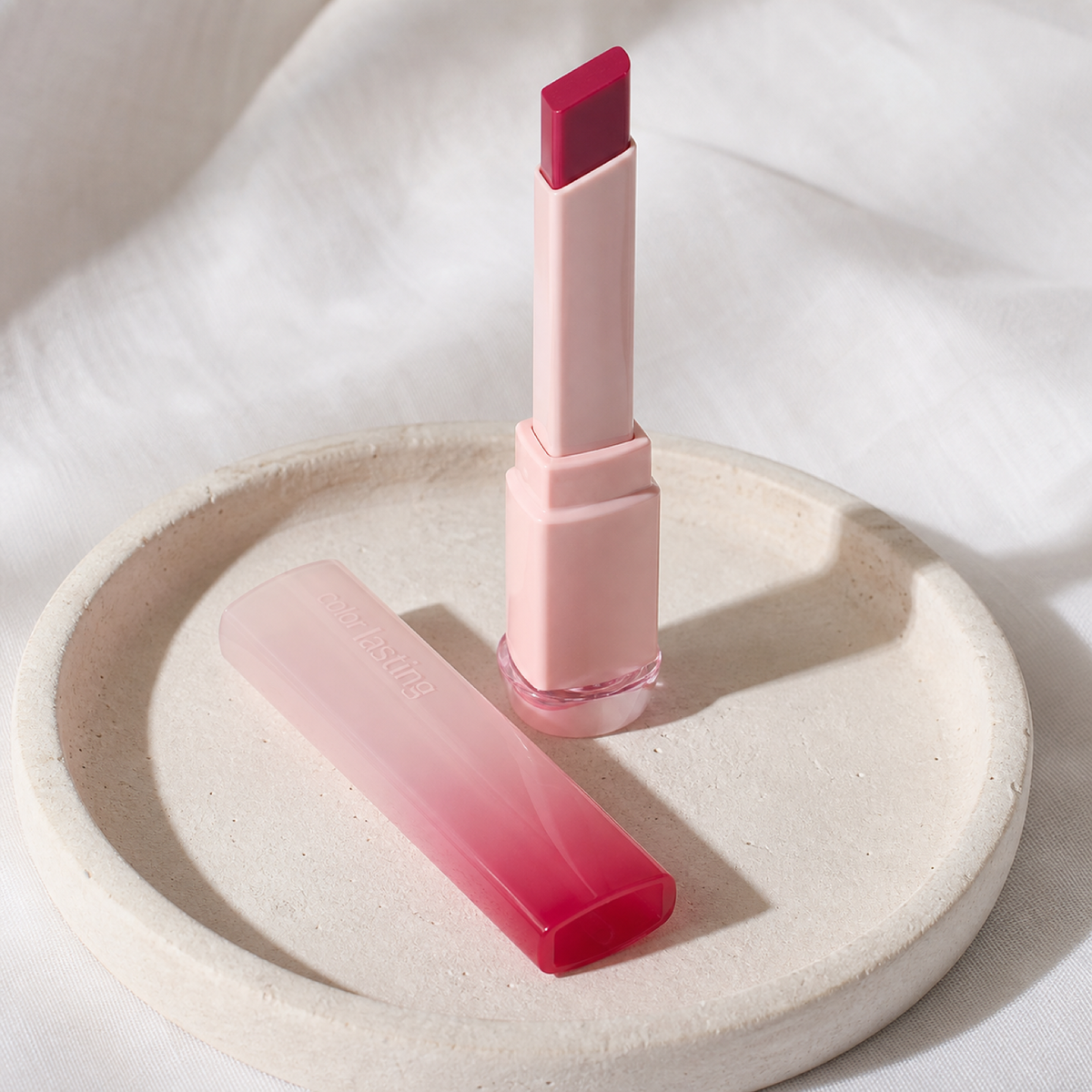 [Etudehouse] Color Lasting Glow Stick 3.2g - 01 Rose Berry - Routine still life PDP image
