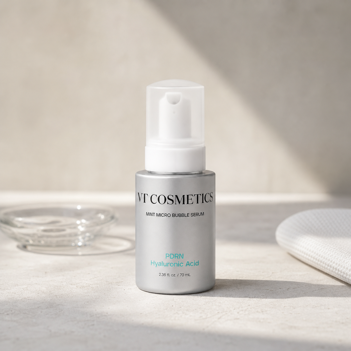 [VT Cosmetics] PDRN Hyaluronic Acid Micro Bubble Serum 70ml - Routine still life PDP image