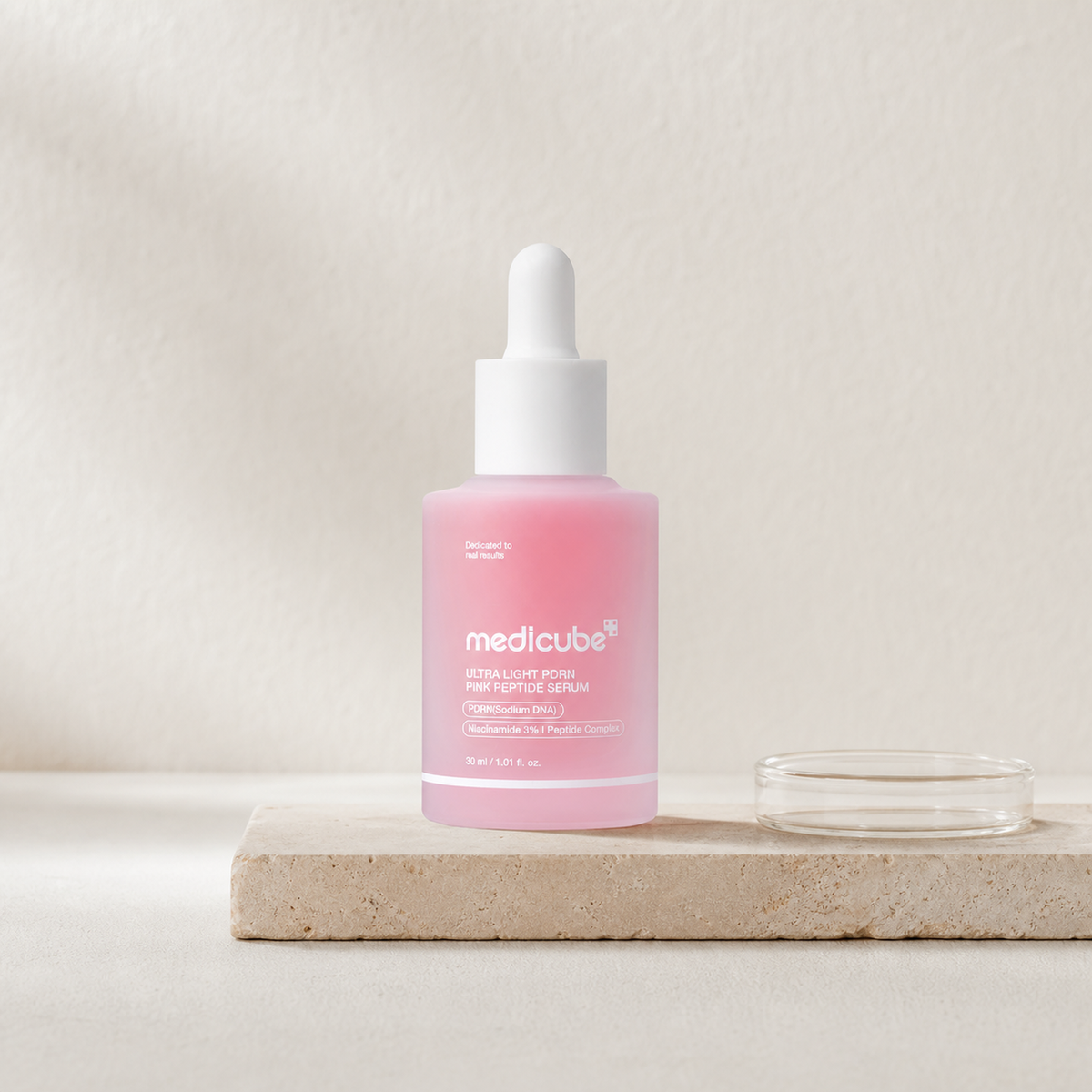[Medicube] PDRN Pink Peptide Serum Ultra Light 30ml - Routine still life PDP image