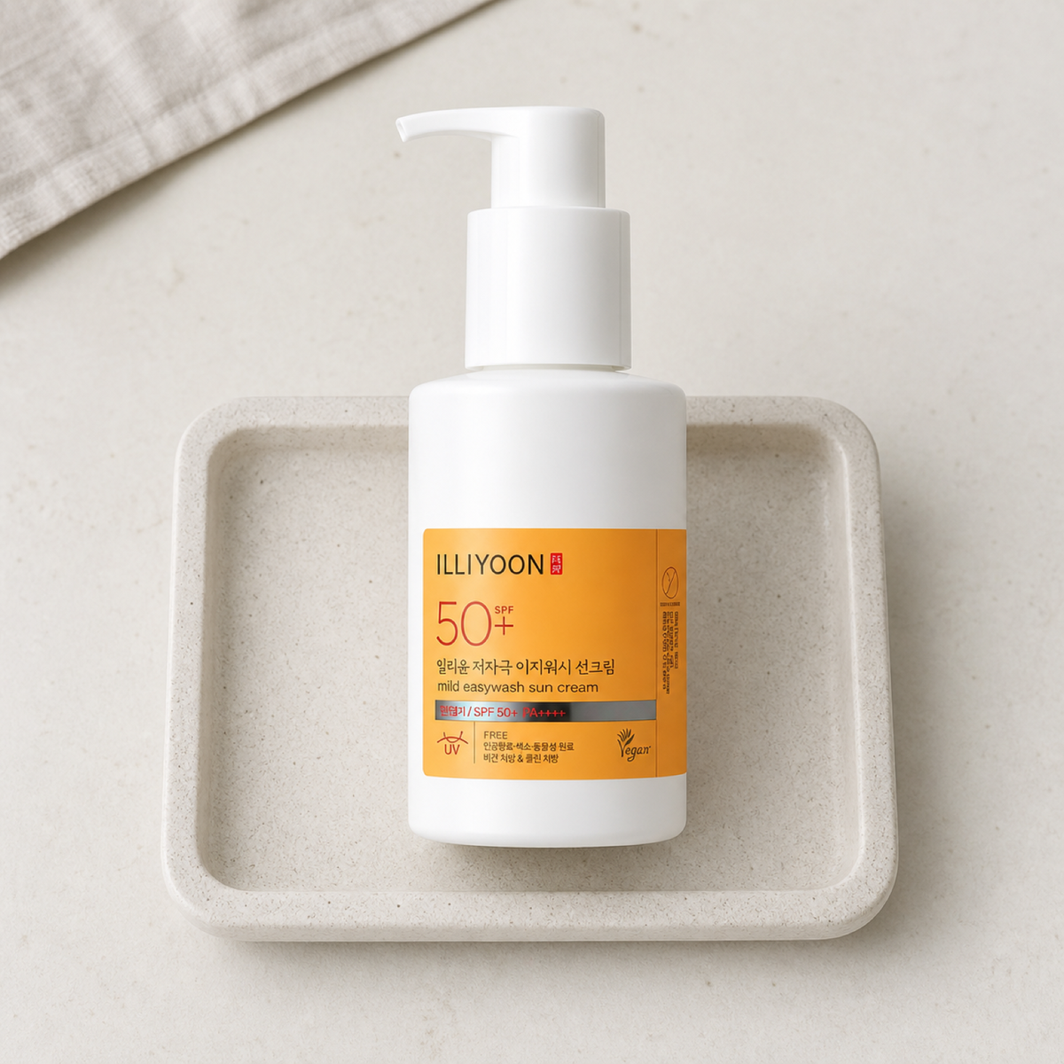 [Illiyoon] Mild Easy Wash Sun Cream 150ml - Routine still life PDP image