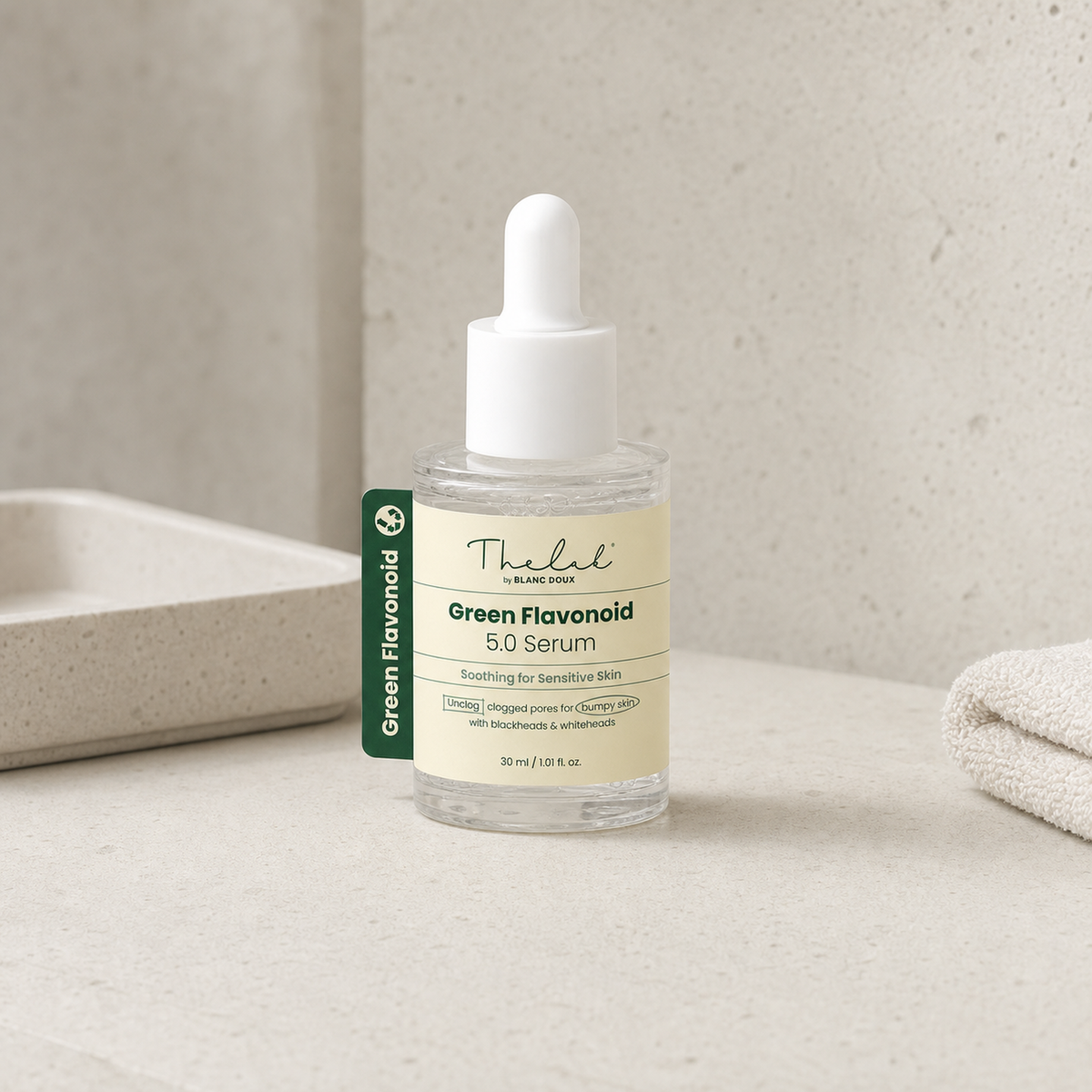 [THE LAB By BLANC DOUX] Green Flavonoid™ 5.0 Serum 30ml - Routine still life PDP image