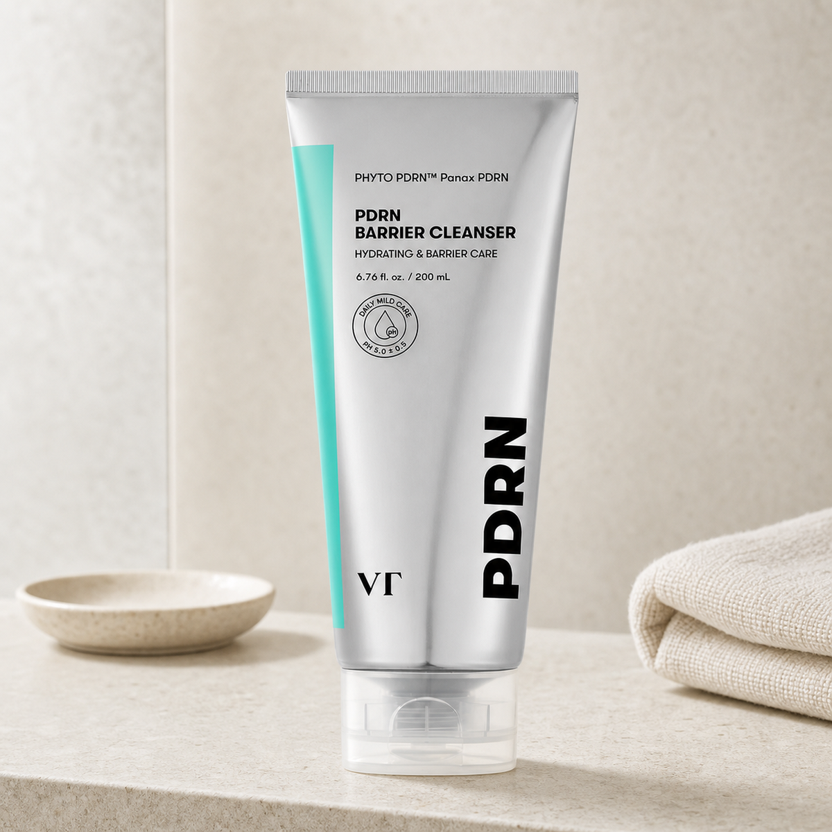 [VT Cosmetics] PDRN Barrier Cleanser 200ml - Routine still life PDP image