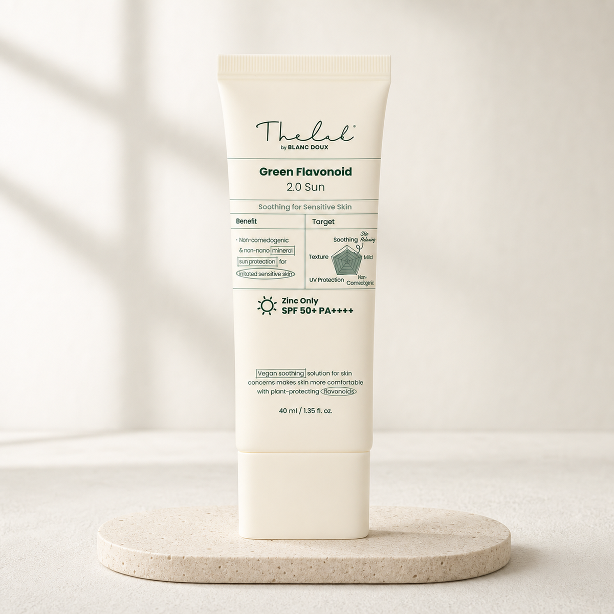 [THE LAB By BLANC DOUX] Green Flavonoid™ 2.0 Sun 40ml - Routine still life PDP image