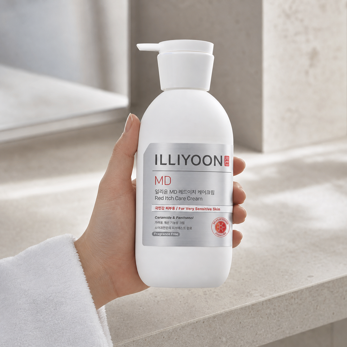 [Illiyoon] Red Itch Care Cream 330ml - Hand scale moment PDP image