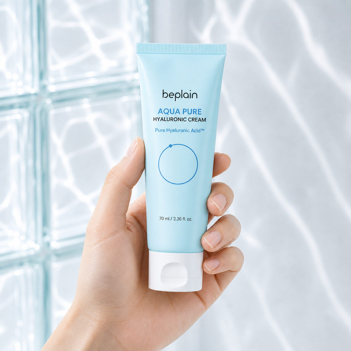 [Beplain] Aqua Pure Hyaluronic Cream 70ml - Hand scale moment PDP image