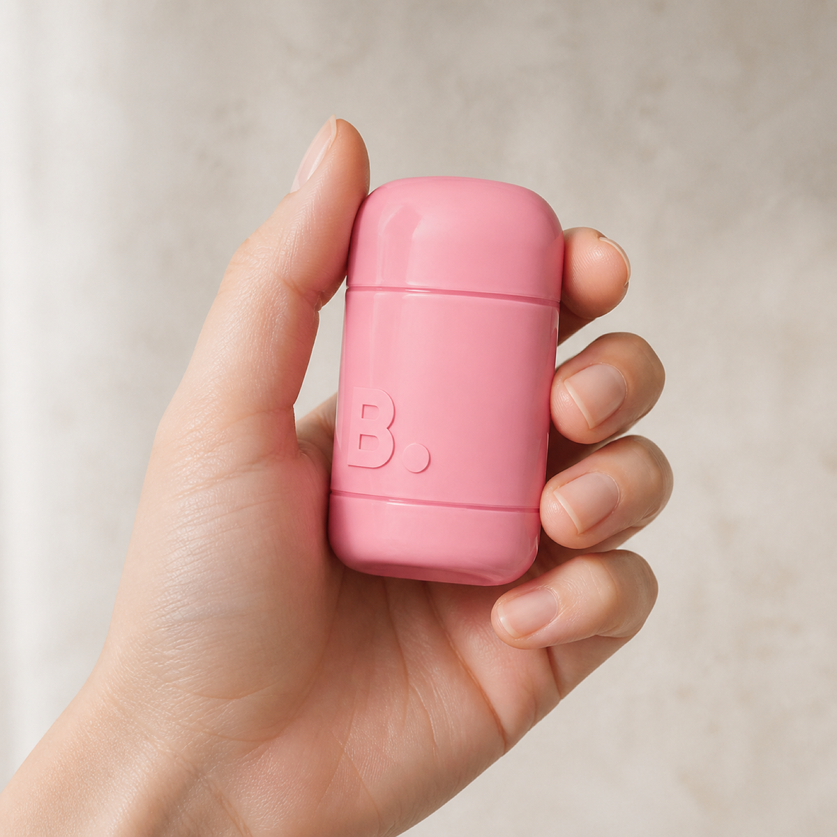 [Banilaco] Romantic Blush Lip & Cheek 3.7g - Calm Calm - Hand scale moment PDP image
