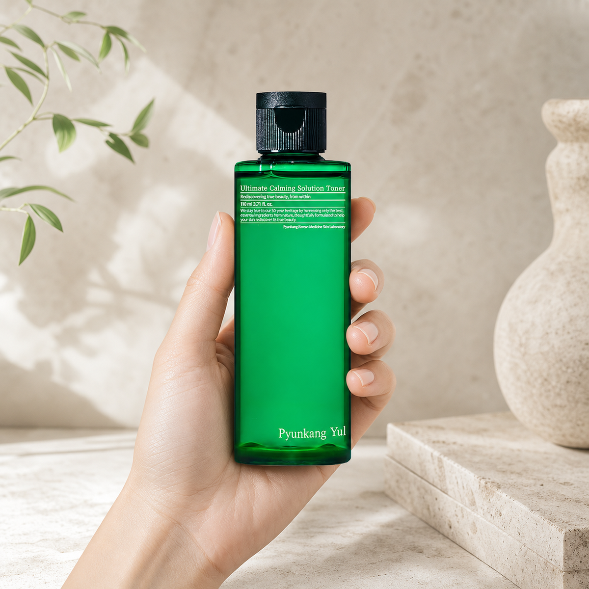 [PyunkangYul] Ultimate Calming Solution Toner 110ml - Hand scale moment PDP image