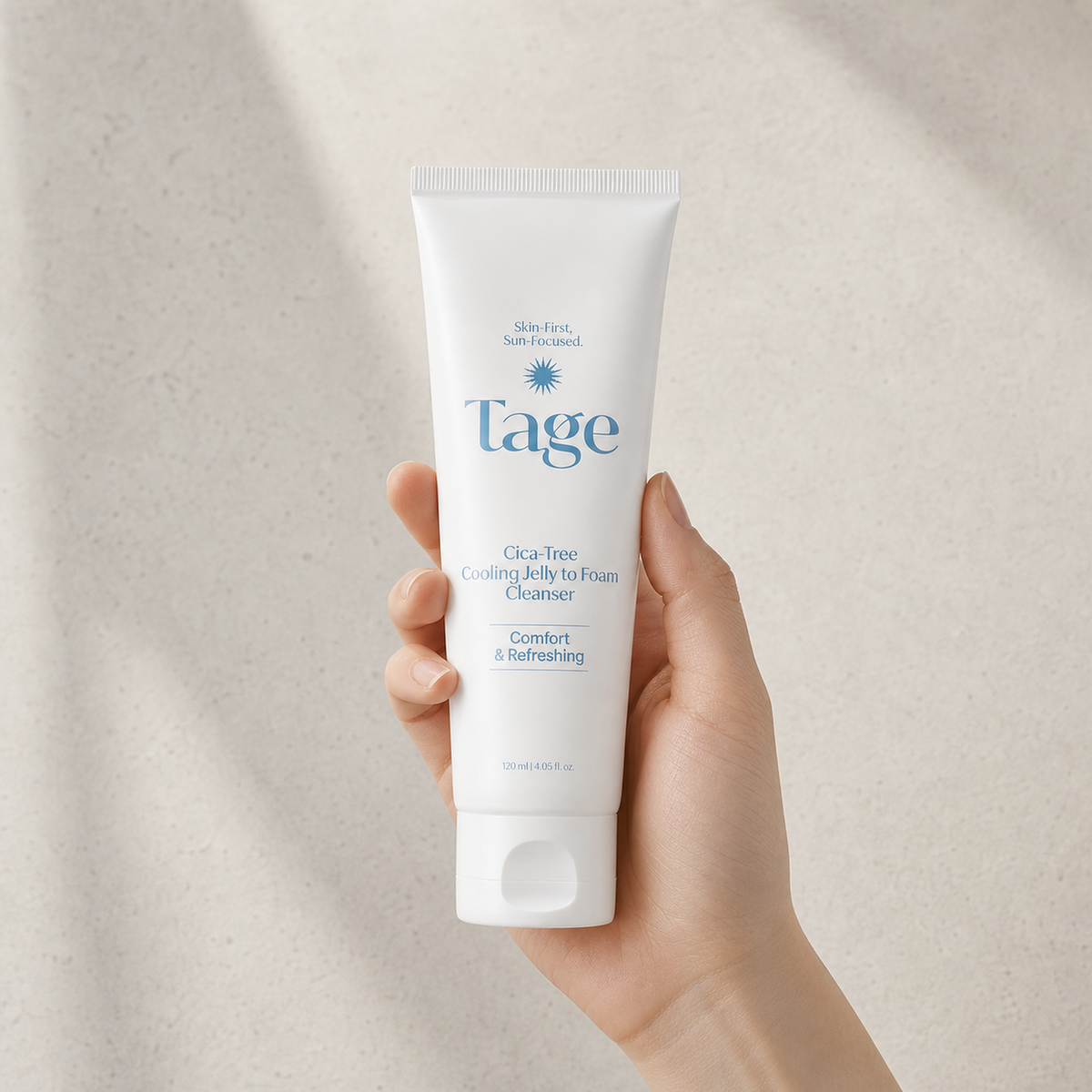 [Tage] Cica-Tree Cooling Jelly to Foam Cleanser 120ml - Hand scale moment PDP image