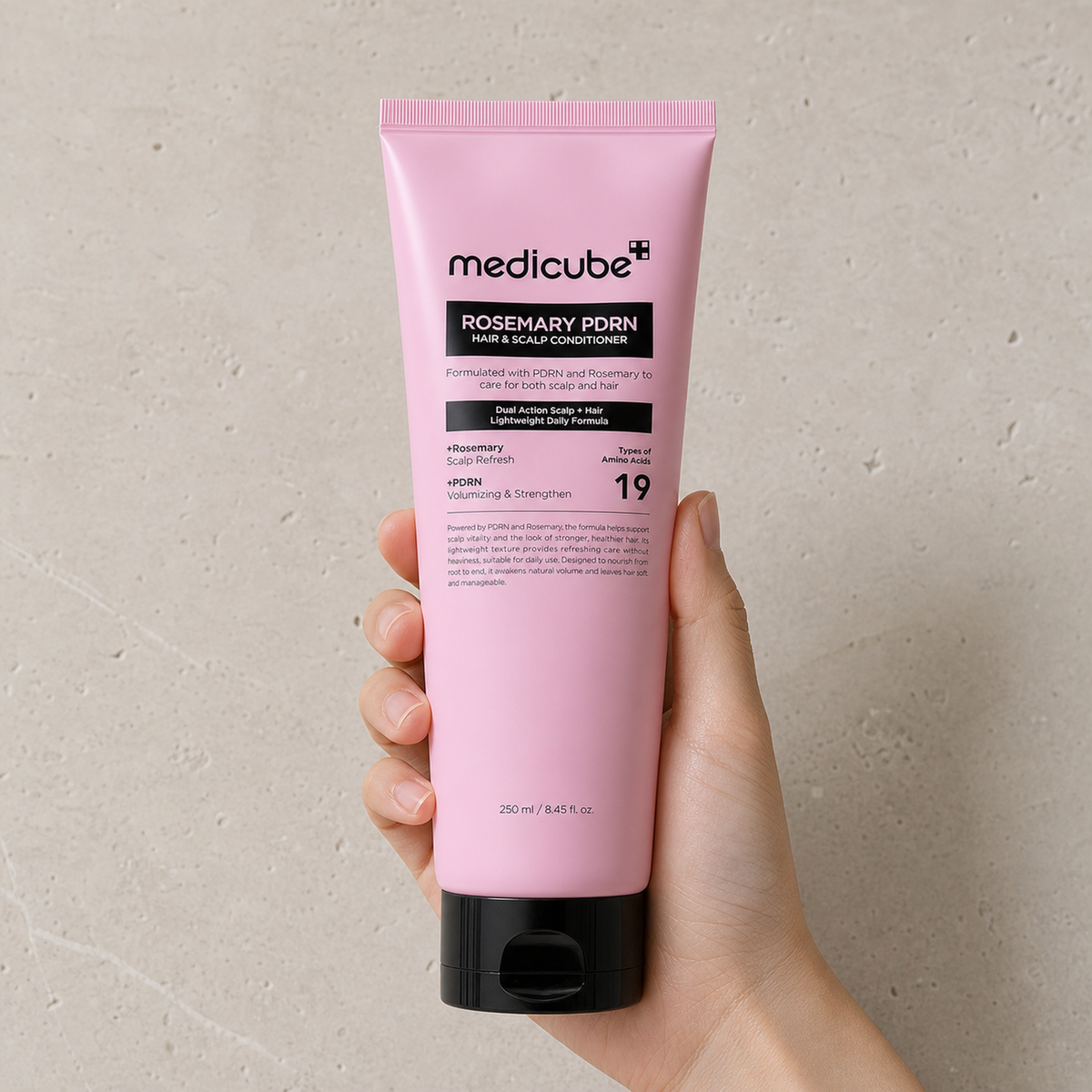[Medicube] Rosemary PDRN Hair & Scalp Conditioner 250ml - Hand scale moment PDP image