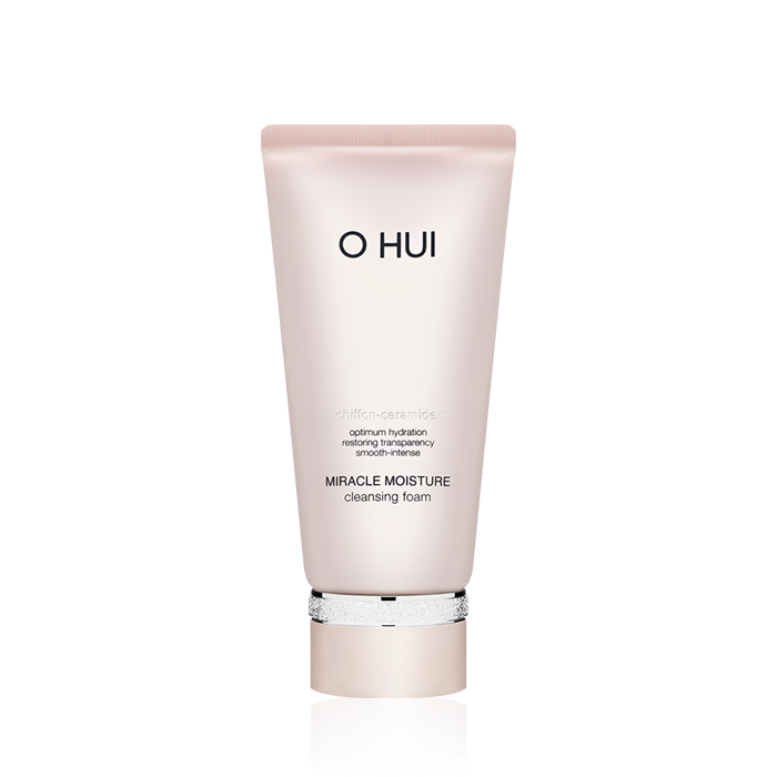 OHui Ceramide Moisture Cleansing Foam 200ml — pink pump bottle with white foam product