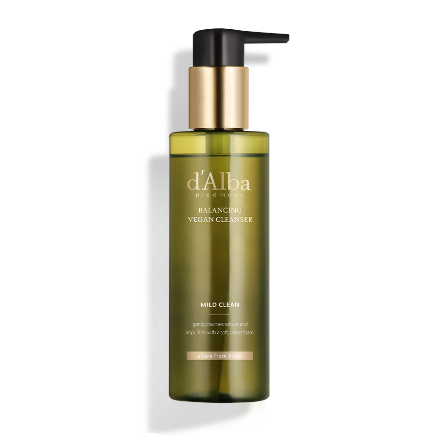 d'Alba Mild Skin Balancing Vegan Cleanser 200ml — front of pump bottle with label